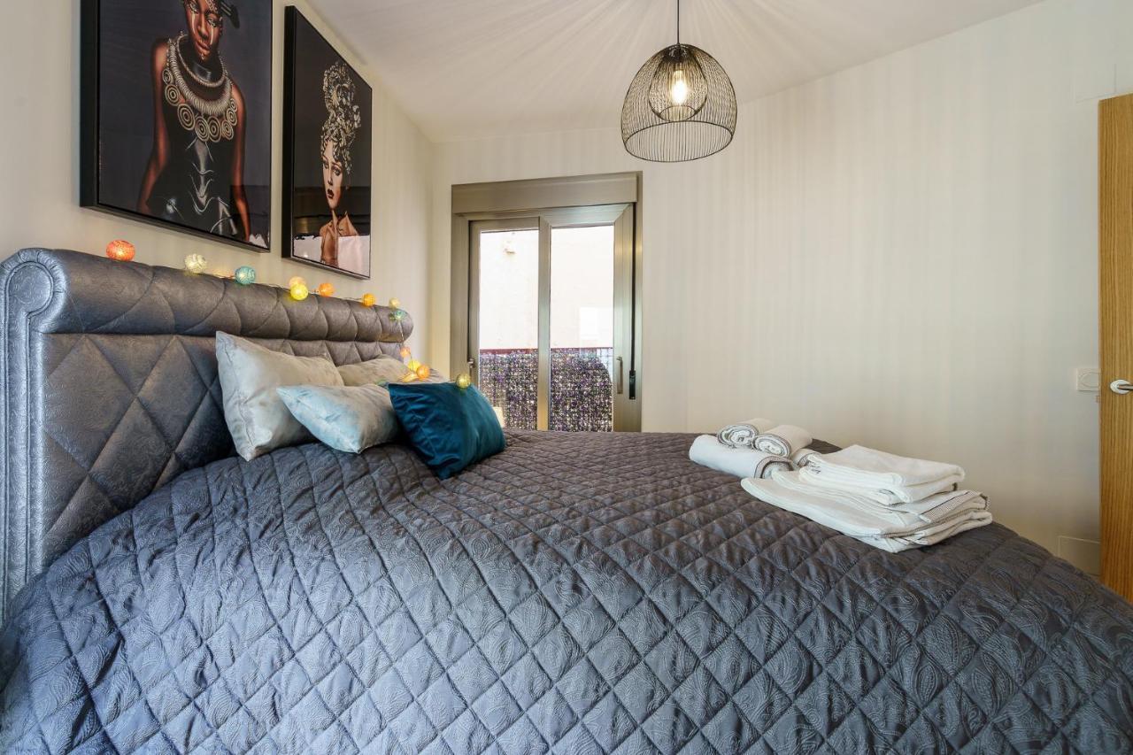 Malagasuite Cozy Center Apartment & Parking Bagian luar foto